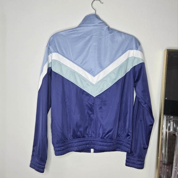 Fila jacket Sz S - Picture 4 of 9